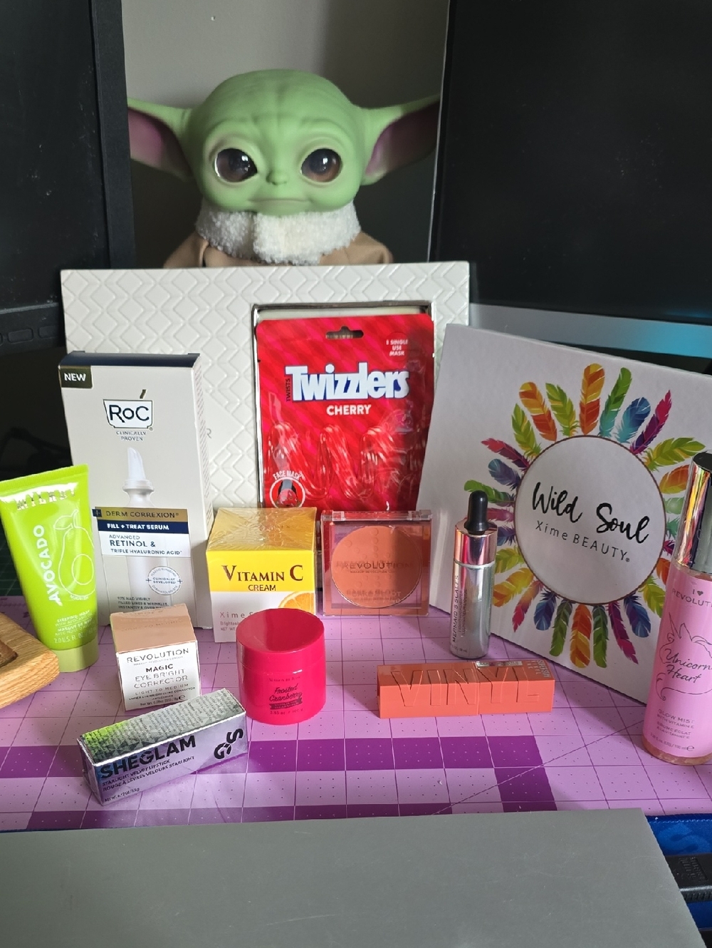 Wild Soul XimeBeauty Colorful Eyeshadow Palette + Assorted Beauty Products